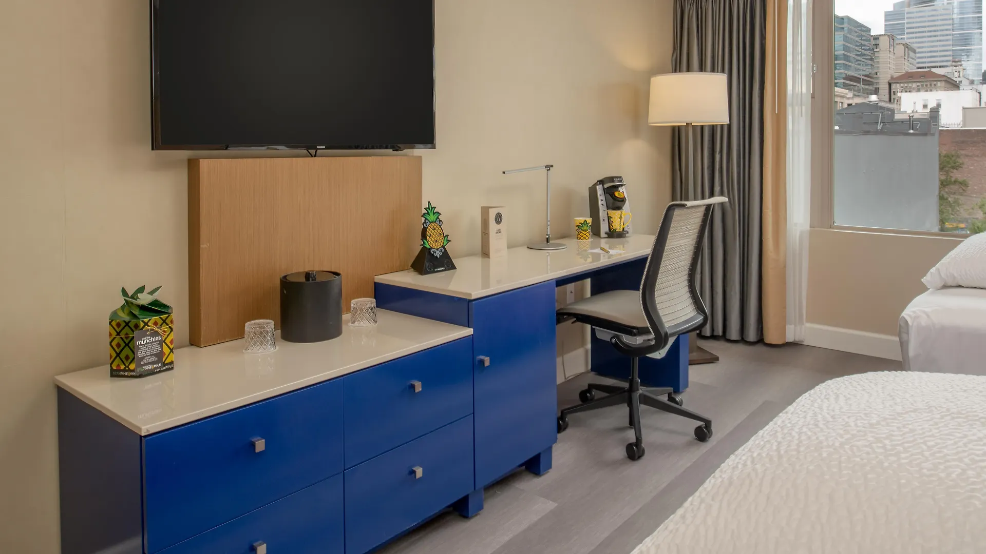 Staypineapple, Hotel Rose, Downtown Портленд