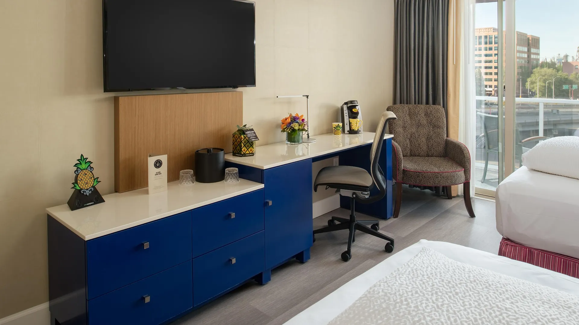 Staypineapple, Hotel Rose, Downtown Портленд